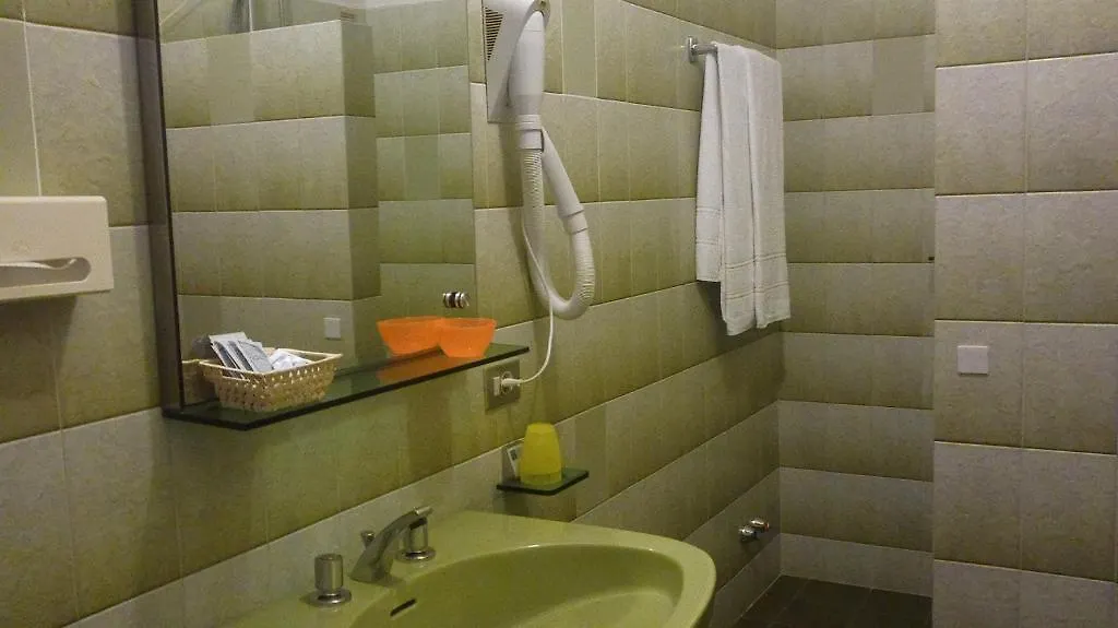 ***  Hotel Chiara Sirmione Italy