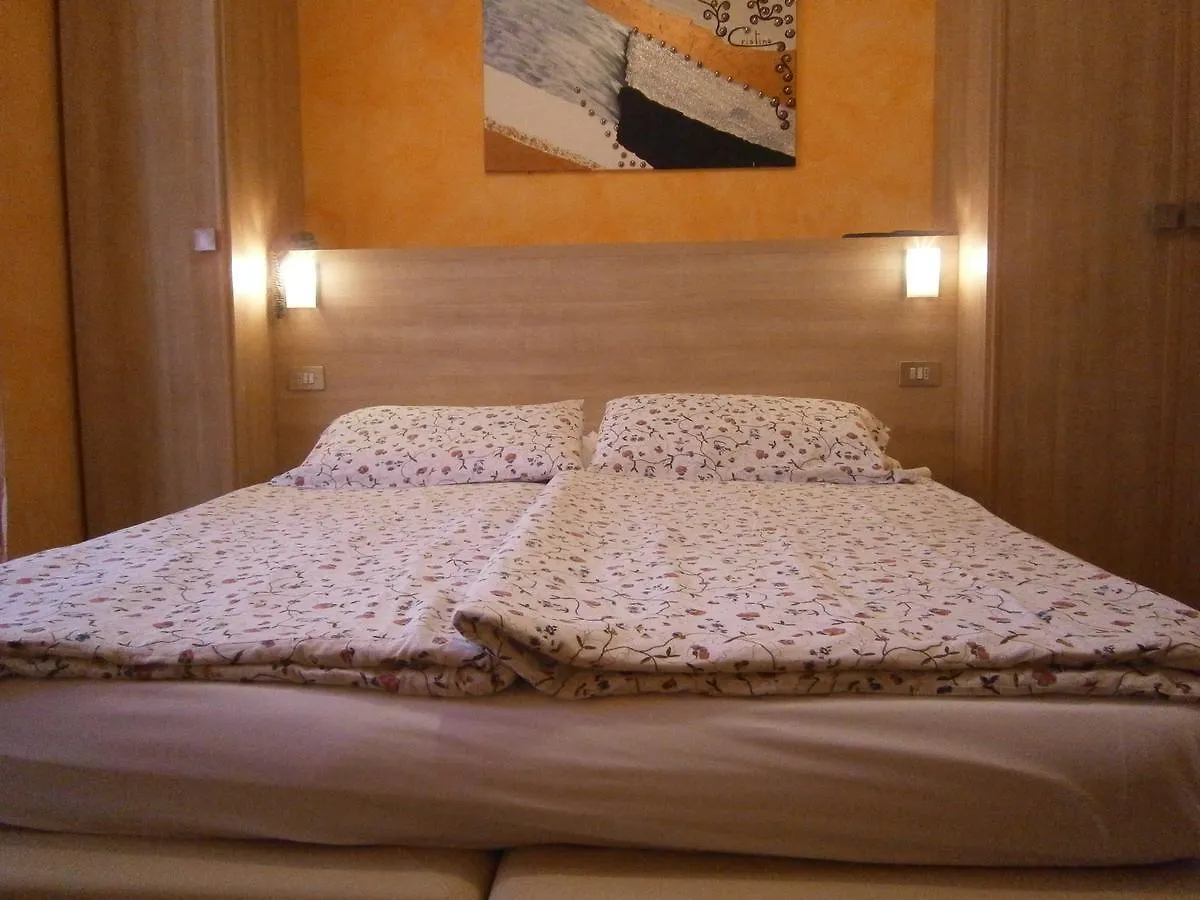 Hotel Chiara Sirmione Italy