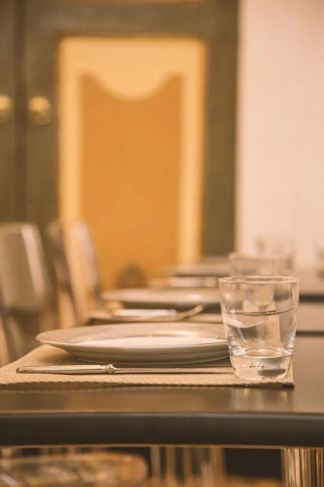 Hotel Chiara Сирмионе 3*,