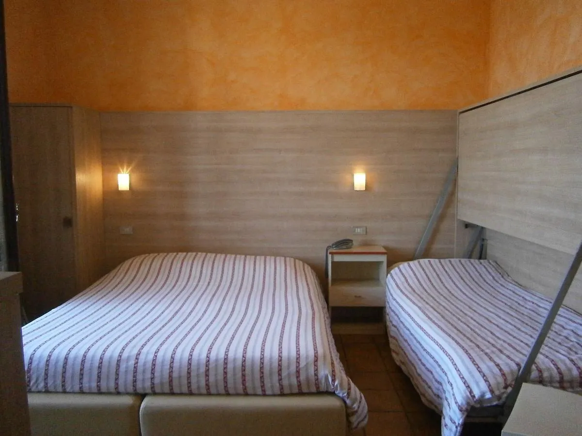 ***  Hotel Chiara Sirmione Italy