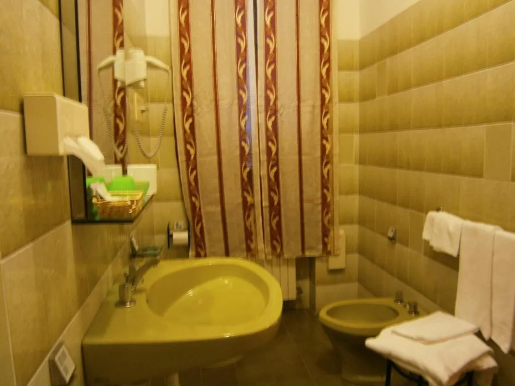 Hotel Chiara Sirmione