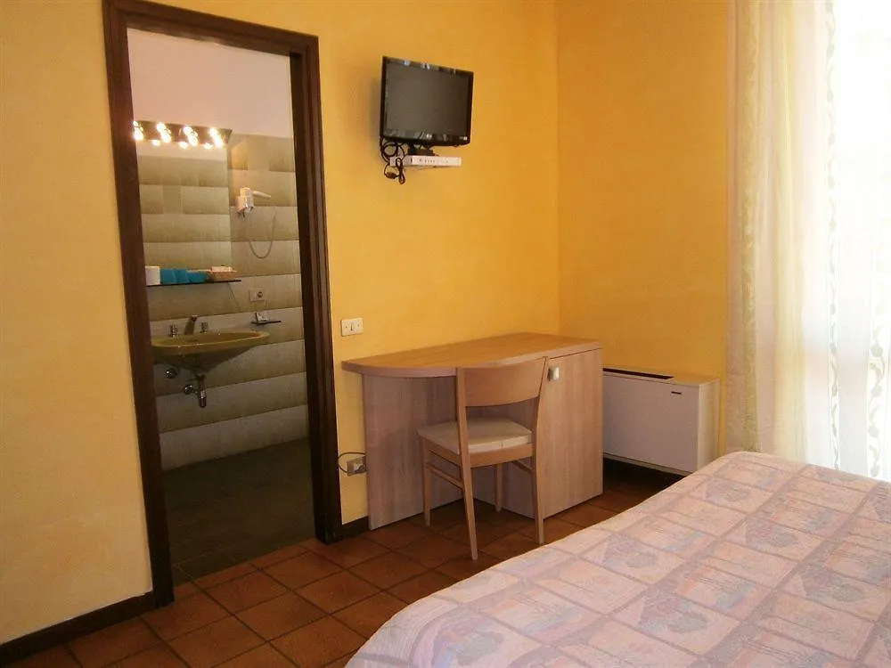 Hotel Chiara Sirmione