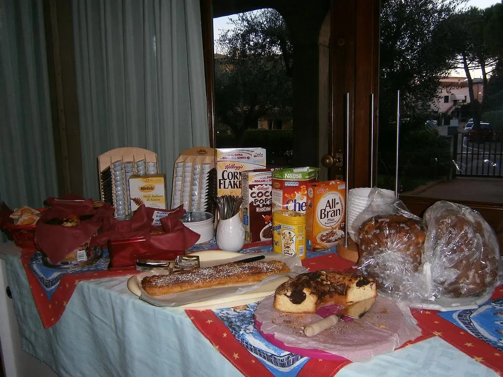 Hotel Chiara Sirmione 3*,  Italy