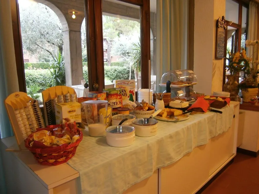 Hotel Chiara Sirmione