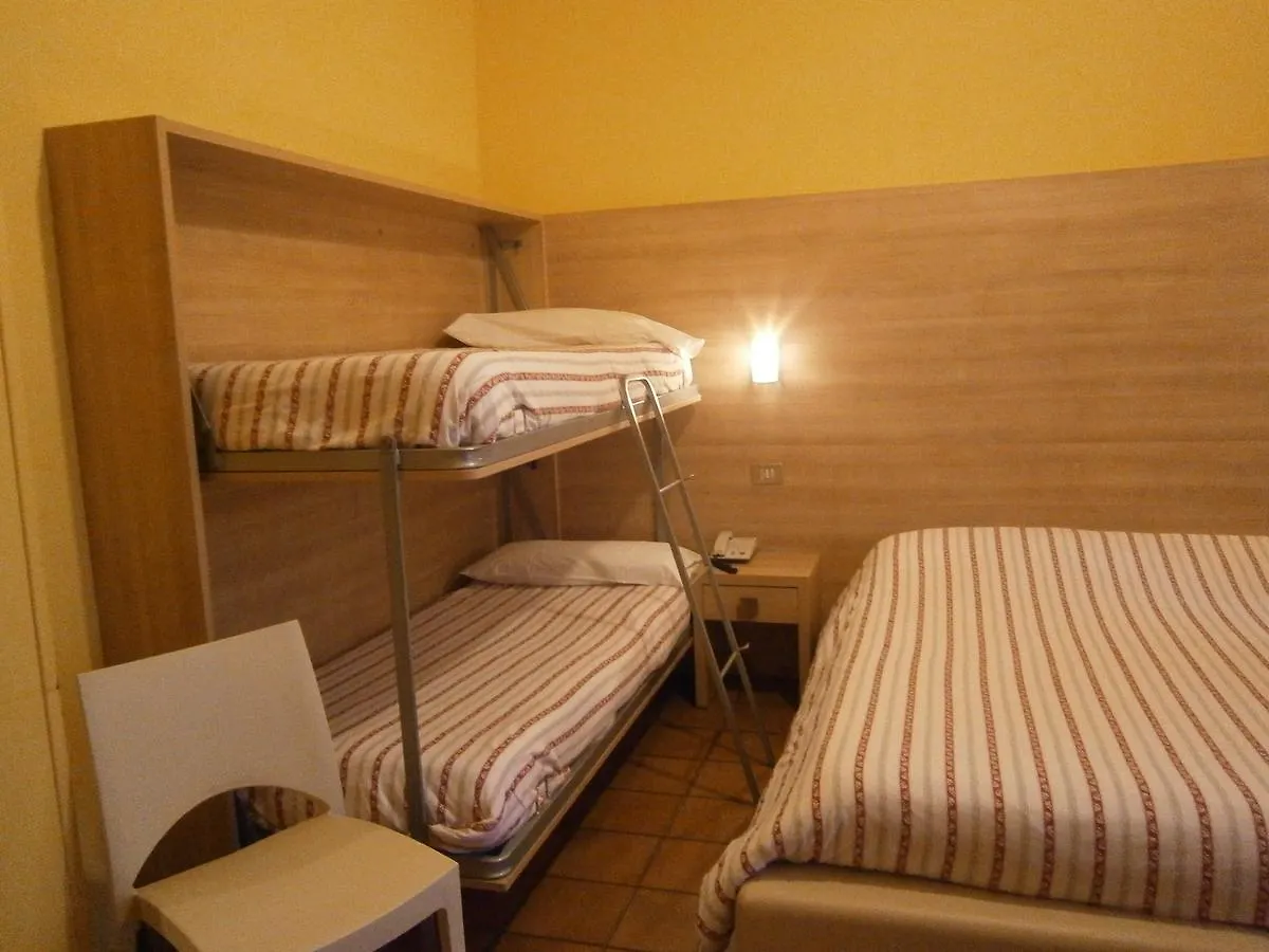 Hotel Chiara Sirmione