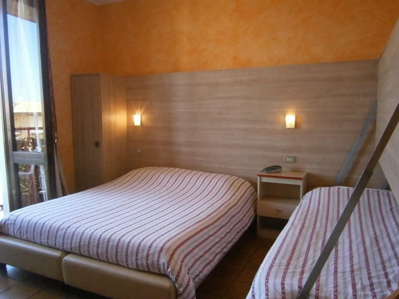 ***  Hotel Chiara Sirmione Italy